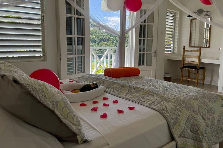 St. Lucia Weekend Getaway: Marigot Bay Villa, Catamaran Sail & Pigeon Island Hike photo 1