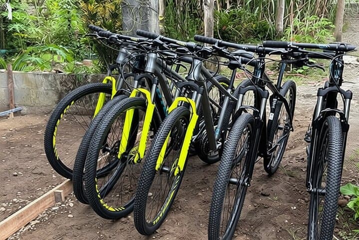 Manuel Antonio Mountain Bike Adventure to El Salto Waterfall photo 1