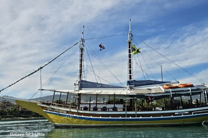 Pirate Ship Sunset Cruise to Rick's Cafe — Negril Sunset Snorkel & Cliff Show