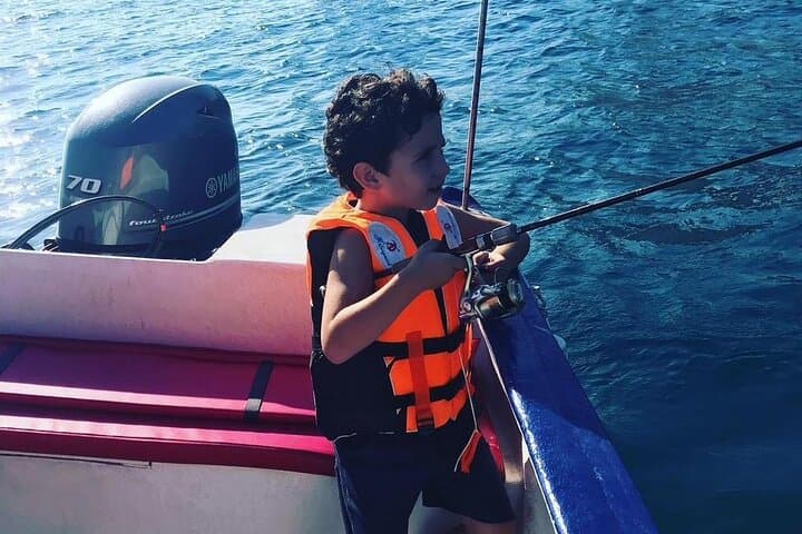 Sunrise Fishing in Beirut: Private 3-Hour Coastal Boat Trip photo 5