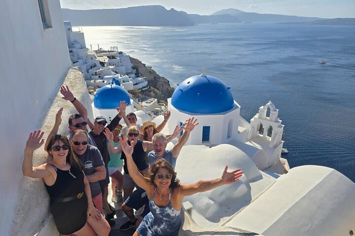 Design-Your-Own-Santorini-Private-Tour-Oia-Caldera-Akrotiri