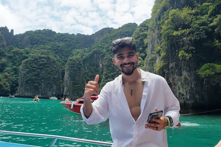 Krabi Early-Bird Phi Phi & 4-Islands Speedboat Adventure Tour photo 2