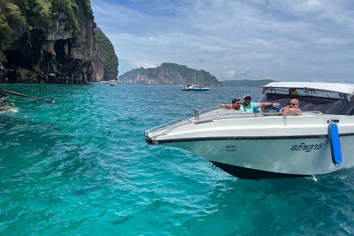 Phuket to Phi Phi: Full-Day Snorkel & Island Hopping to Maya Bay, Viking Cave and Khai Island photo 5