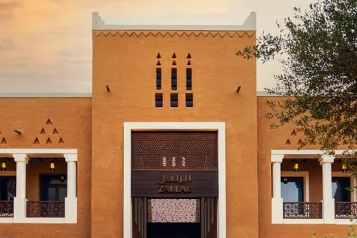Riyadh City Tour: Masmak Fortress, Al-Zal Market & National Museum Evening Exploration
