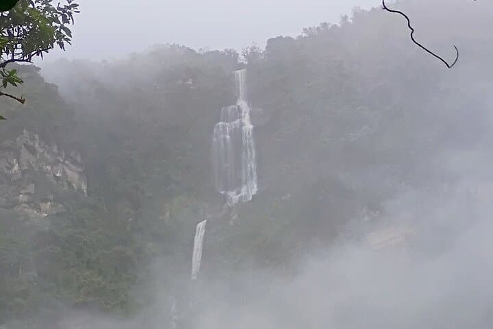 Hike La Chorrera: 4-Hour Waterfall Trek from Bogotá to a 590m Andean Fall photo 3