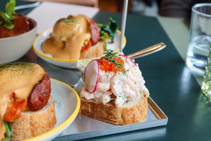 Christmas in Oslo Guided Walking Tour with Traditional Lunch or Dinner photo 6