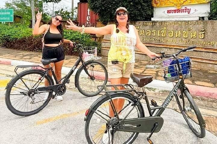 Bangkok Hidden Oasis: Bang Krachao Cycling Tour & River Boat Ride photo 1