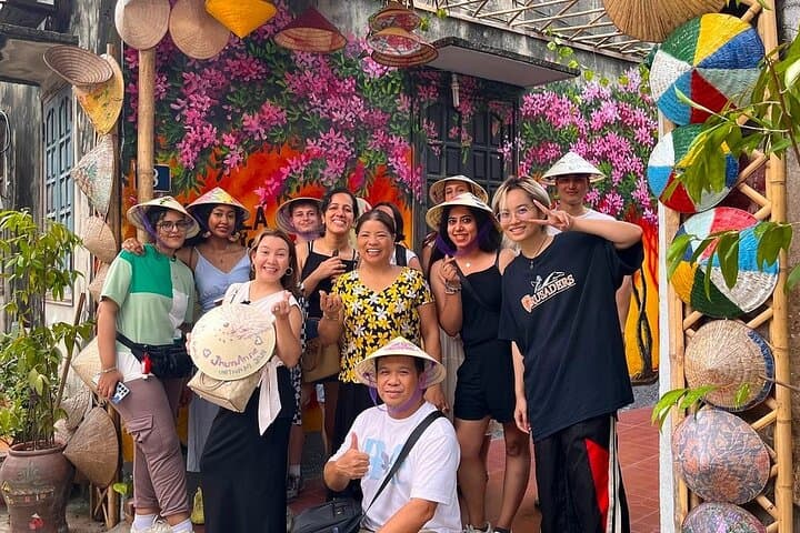 Hanoi Craft Village Day Trip: Incense, Conical Hats & Lacquer Art photo 6