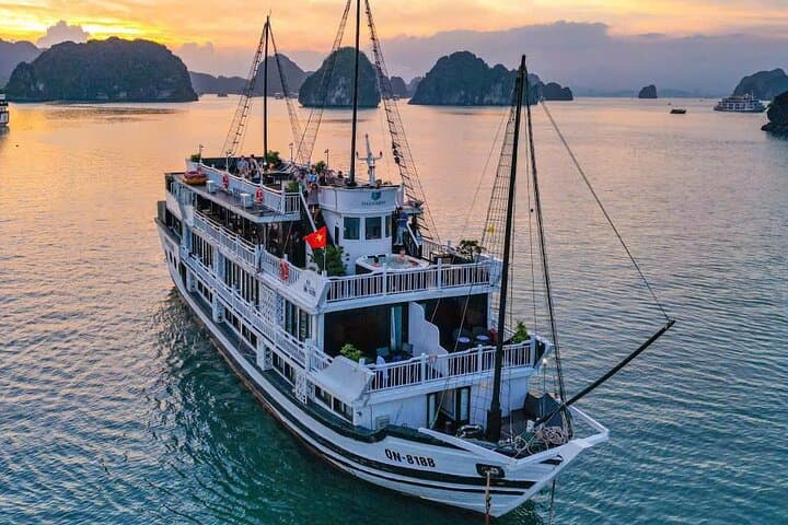 Two-Day Halong Bay Cruise: Kayaking, Island Hops & Sunset Parties photo 2