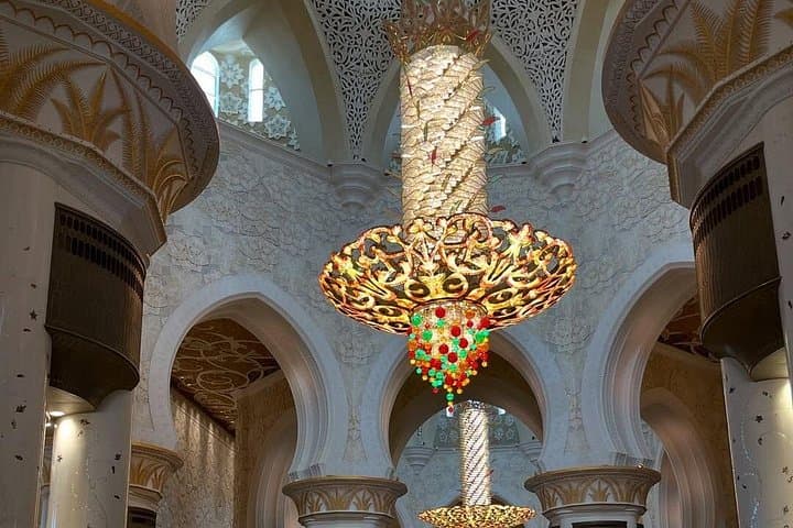 Full-Day Abu Dhabi City Tour: Sheikh Zayed Grand Mosque, Emirates Palace & Ferrari World photo 3