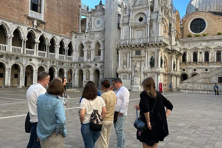 Skip-the-Line Venice Private Tour: St. Mark, Doge’s Palace & Gondola Experience photo 3