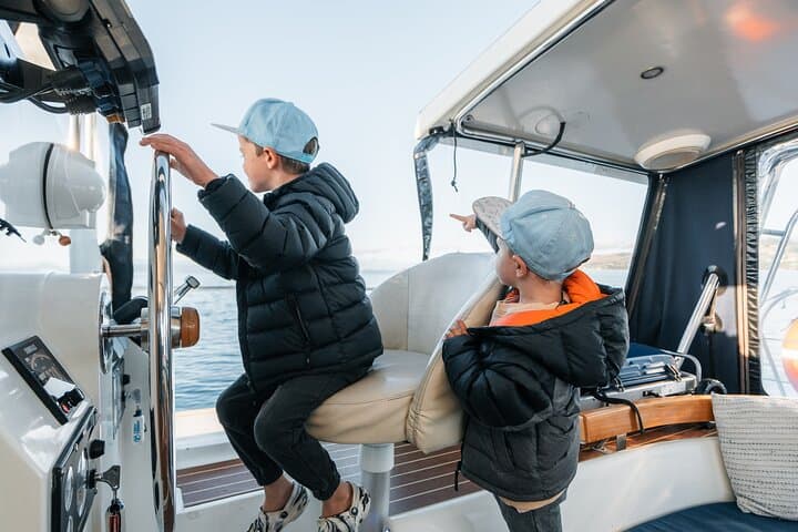 Luxury Sail to the Māori Rock Carvings on Lake Taupo photo 5