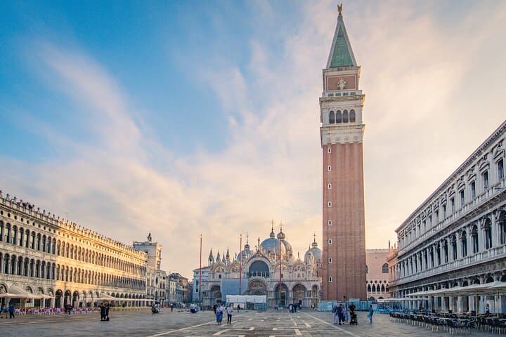 Byzantine Venice: Saint Mark's Basilica & Castello Walking Tour photo 6