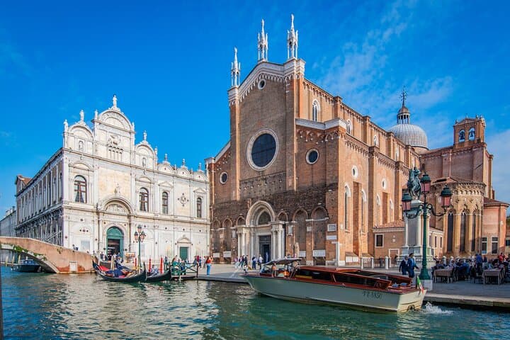 Venice Art and Architecture Private Walking Tour — Rialto & Hidden Churches photo 4