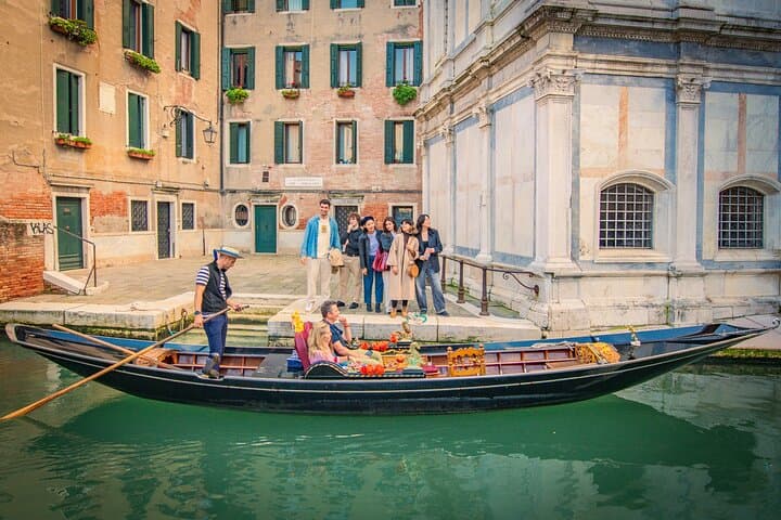 Venice Art and Architecture Private Walking Tour — Rialto & Hidden Churches photo 3
