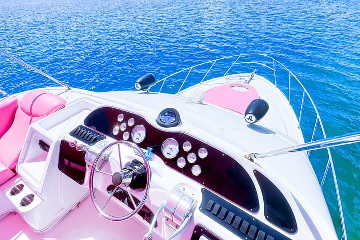 Cruise Miami Aboard the Pink Barbie Maxum: Private 50ft Yacht Charter photo 3