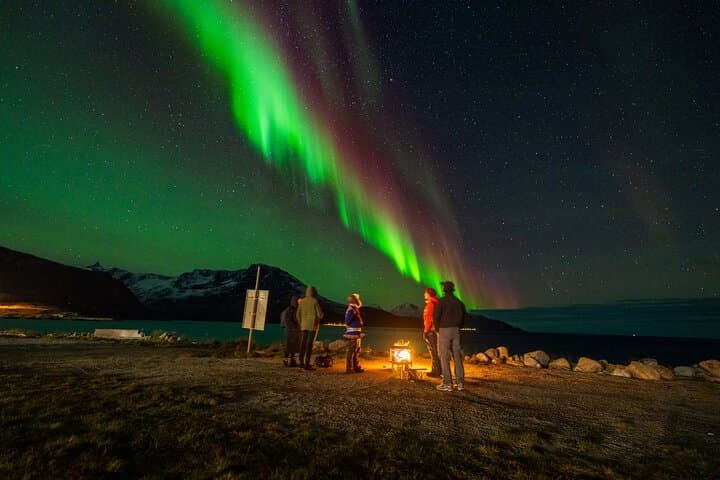 Northern Lights Chase with Sámi Storytelling in Tromsø: Fjordside Camps & Aurora Photography