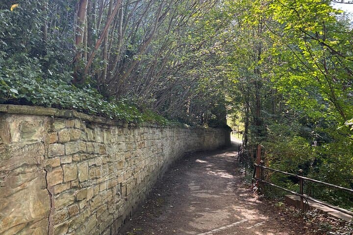 Durham Private Walking Tour: Discover Cathedral, Castle & Riverside Stories photo 4