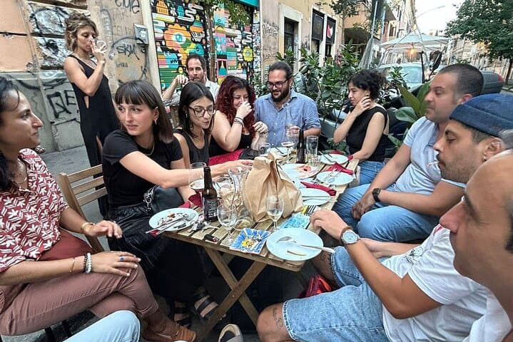 Pigneto Photo Walk and Aperitif: Capture Rome’s Grit and Flavor