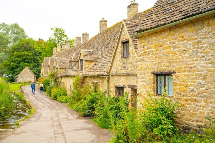 Cotswolds Day Tour from Oxford — Explore Downton, Bibury & Bourton photo 5