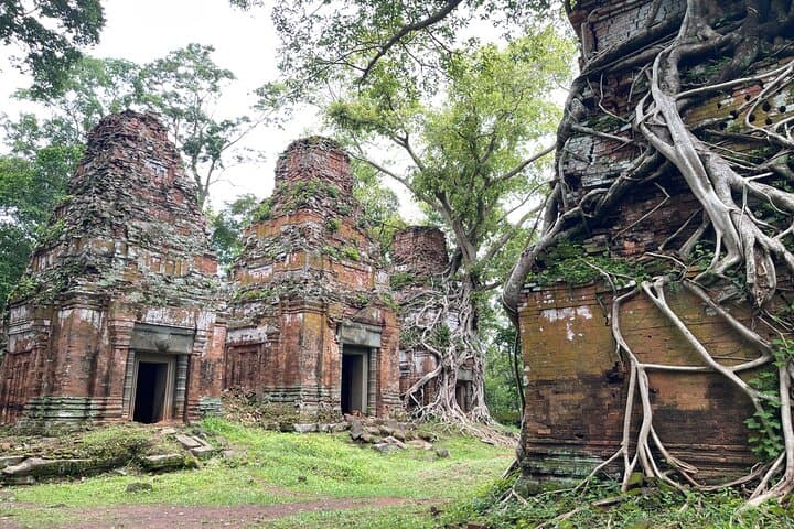 Koh Ker, Kulen Waterfall and Beng Mealea: Full-Day Cultural and Nature Loop from Siem Reap