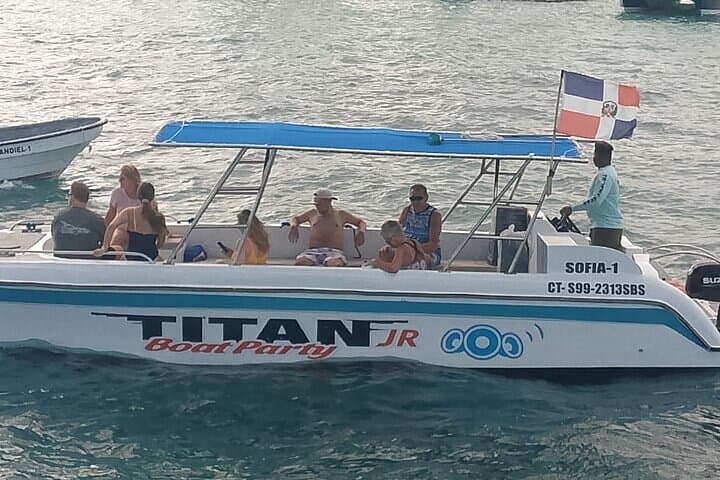 Private Punta Cana Catamaran Tour: Snorkel, Natural Pool & Dolphin Watch photo 2