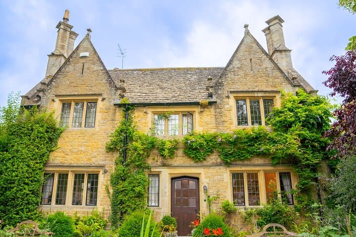Cotswolds and Stratford-upon-Avon Day Tour from Oxford: Bourton-on-the-Water & Shakespeare’s Birthplace photo 6