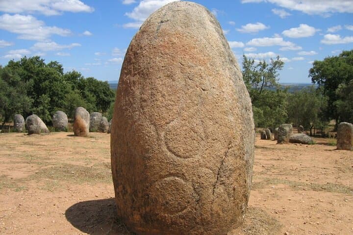 Évora Prehistoric Monuments Private Tour — Almendres Cromlech, Dolmens & Cave Paintings photo 4