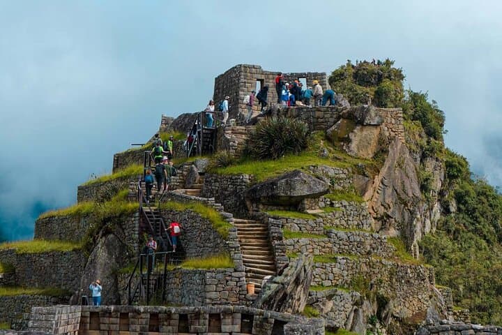 Machu Picchu 4-Day Inca Trail: Classic Trek with Vistadome Return photo 3