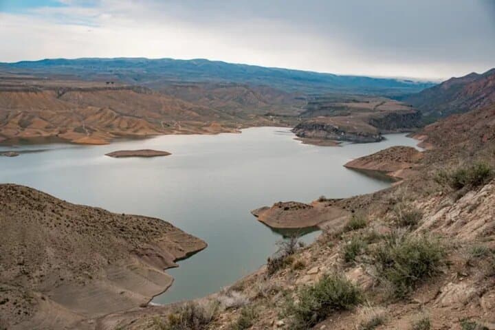 Antelope Point Sightseeing Flight Tour Over Lake Powell & Glen Canyon photo 6