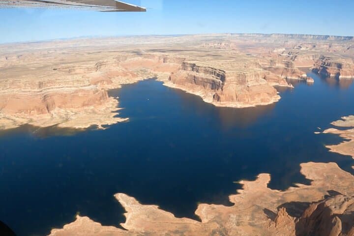Antelope Point Sightseeing Flight Tour Over Lake Powell & Glen Canyon photo 5