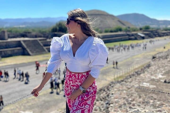 Teotihuacan Guided Tour: Cave Breakfast, Obsidian Workshop & Pyramids from Mexico City photo 3