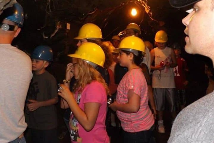 Crystal Gold Mine Tour: Wallace Idaho Gold Panning & Miner's Museum photo 2