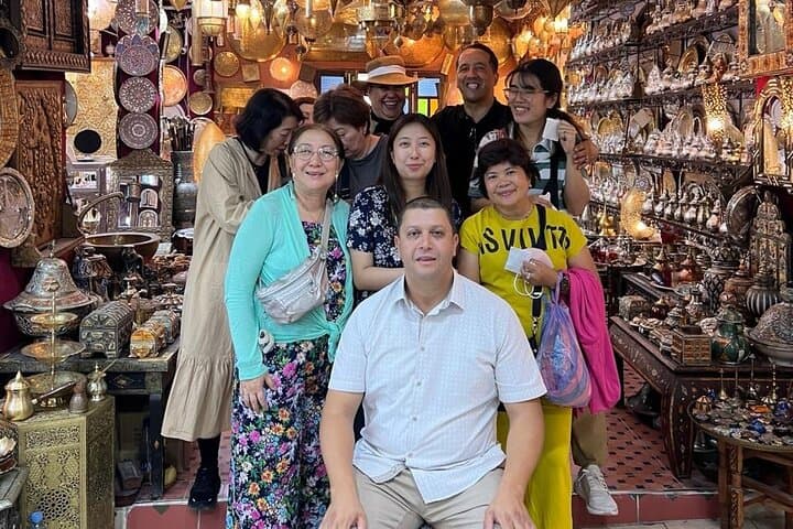 Fes Medina Shopping & Handicraft Walking Tour with a Local Guide