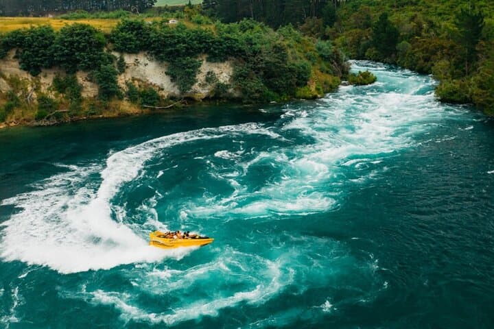 Rotorua Full-Day Adventure: Rapids Jet, Wai-O-Tapu Thermal Wonderland & Te Pā Tū Experience photo 3