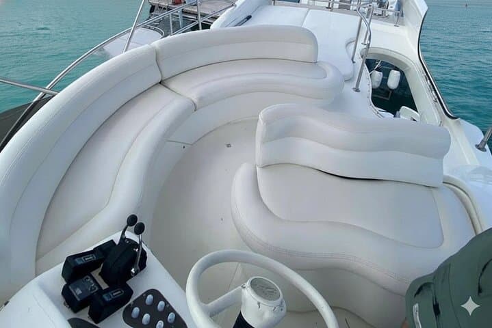 Cruise Miami on a 48ft Private Yacht — Biscayne Bay & Miami River Charters photo 5