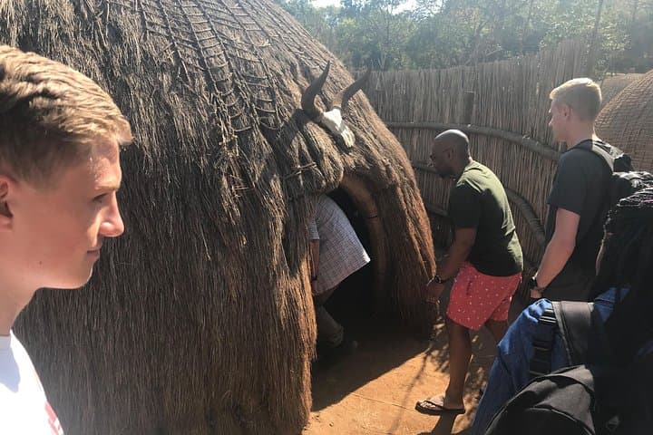 Day Trip to Eswatini from Maputo: Mantenga Cultural Village & Swazi Candles photo 4