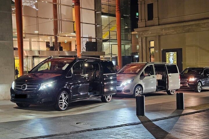 Auckland Airport to Gulf Harbour Luxury Transfer — Door-to-Door Chauffeur Service
