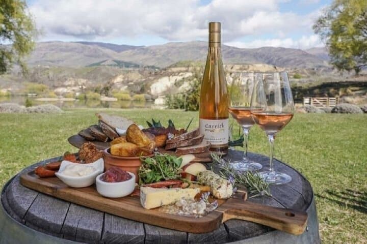 Chef's Private Otago Wine Tour from Queenstown — Gourmet Lunch & Vineyard Tastings photo 4