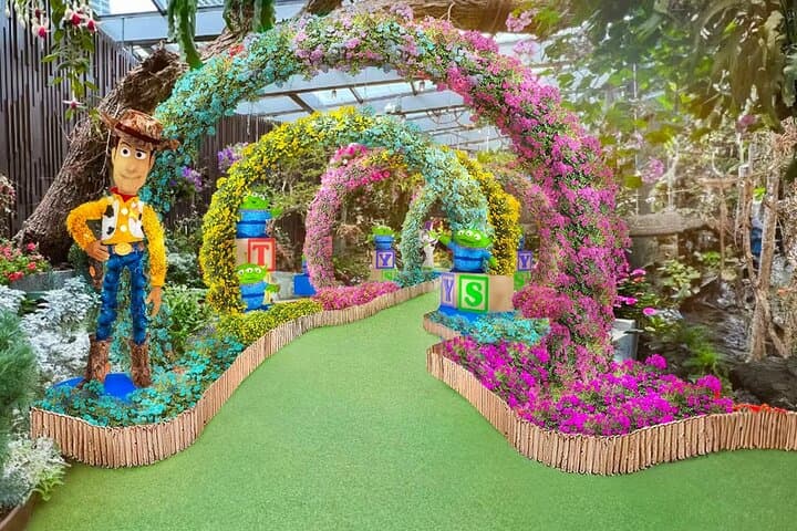 Inside Singapore Gardens by the Bay: Cloud Forest, Flower Dome & Floral Fantasy photo 2