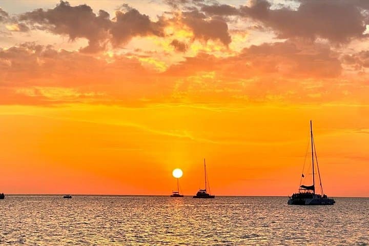 Sunset Sailing from Argostoli Port — Private 3‑Hour Kefalonia Cruise