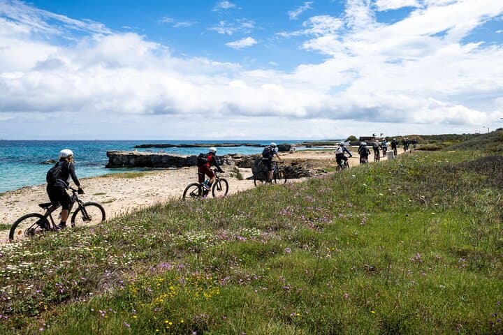 Cycling Salento: Grotta della Poesia and Arch of Lovers Bike Loop from Melendugno photo 4