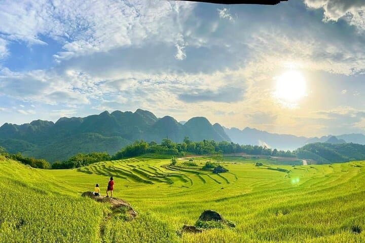Pu Luong 3-Day Escape: Trek Rice Terraces, Caves & Bamboo Rafting photo 2