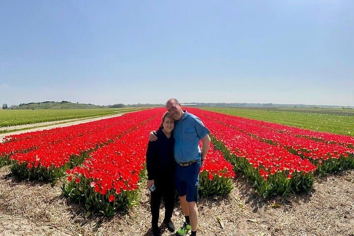 Amsterdam Private Tour to Keukenhof, Tulip Fields and Zaanse Schans Windmills photo 4