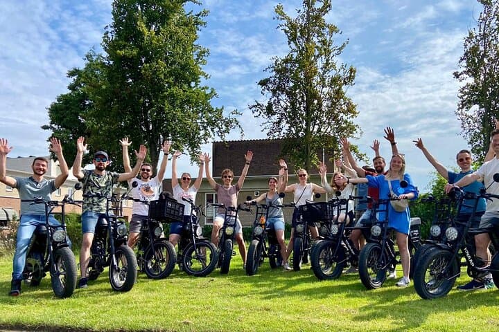 Eindhoven E-Fatbike Full-Day Rental & Self-Guided Tour photo 2