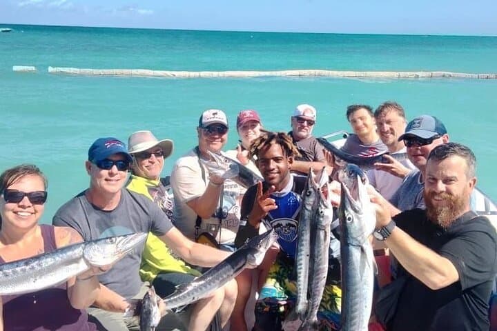 Punta Cana Deep-Sea Fishing VIP: 4-Hour Charter for Mahi-Mahi, Tuna & Marlin