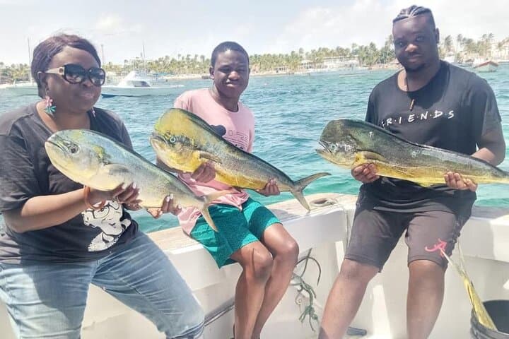 Punta Cana Deep-Sea Fishing VIP: 4-Hour Charter for Mahi-Mahi, Tuna & Marlin photo 2