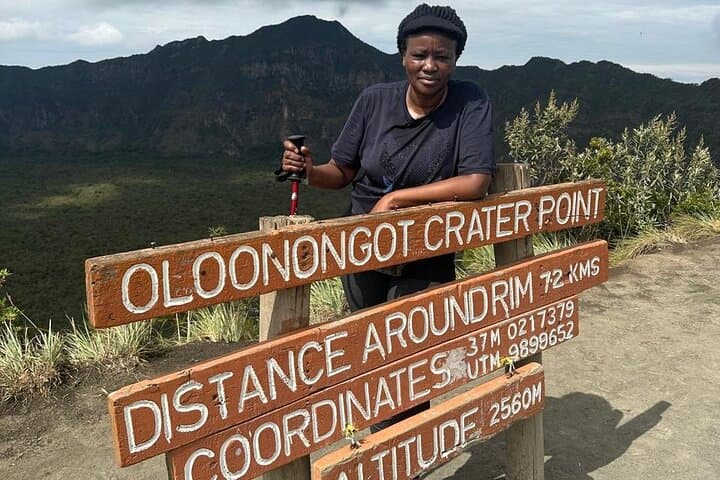 Mount Longonot Day Hike: Crater Rim Trek & Great Rift Valley Views photo 2