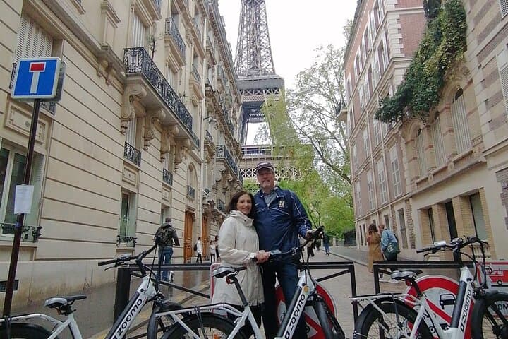 Paris Highlights E-Bike Tour — Small-Group Guided Ride to Iconic Sights photo 6