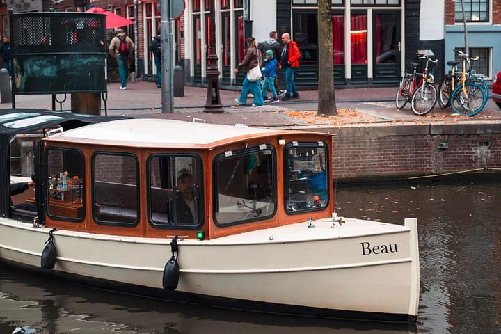 Private Electric Canal Cruise in Amsterdam — The Sweet Spot Tour photo 3
